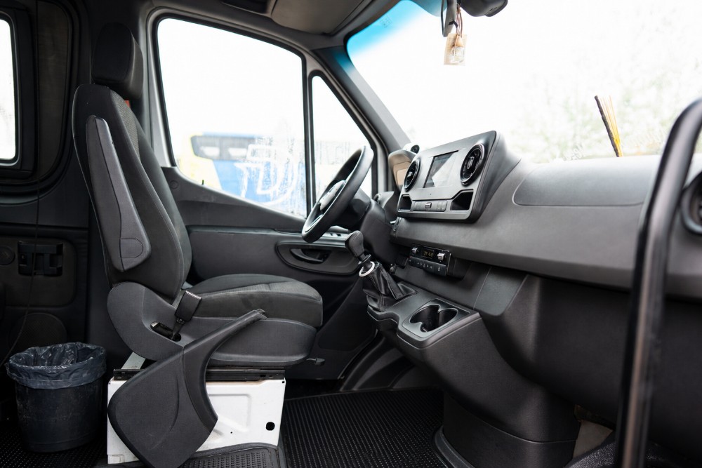 Mercedes-Benz SPRINTER 517 CDI MINIBUS — foto 10